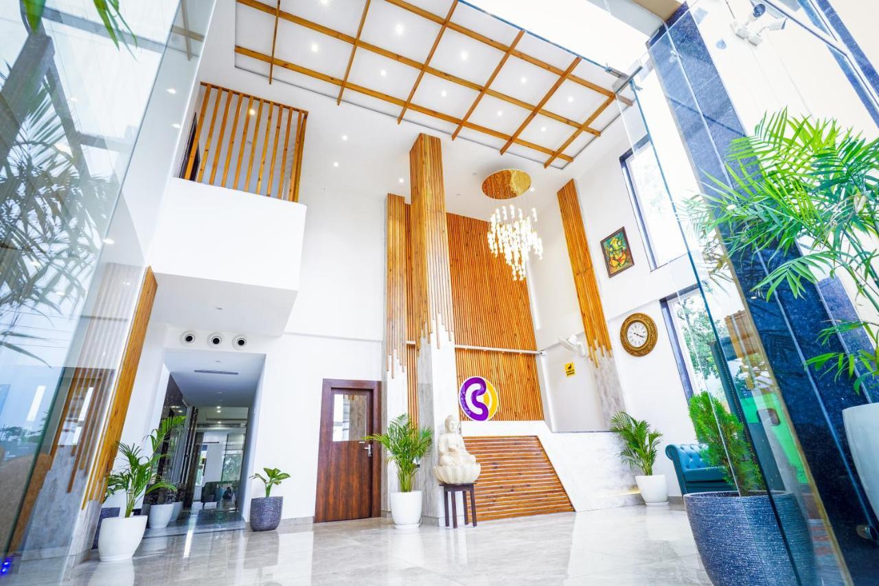 فندق Click Collection The Abode, دارامشالا المظهر الخارجي الصورة